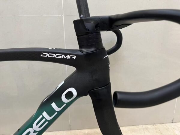 PINARELLO F road bike PINARELLO F carbon fiber frame (DIY customizable)