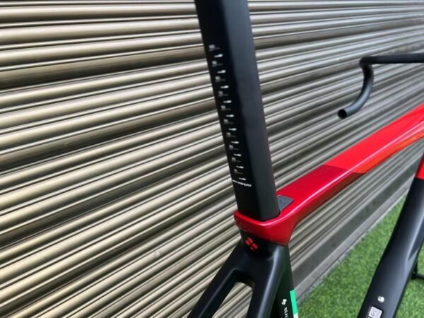c68 Frame (Red) 【Contact us via WhatsApp +8618839600910】