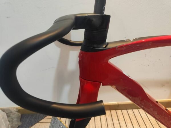 PINARELLO F road bike PINARELLO F carbon fiber frame (DIY customizable)