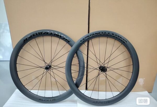 bontrager carbon fiber wheel set