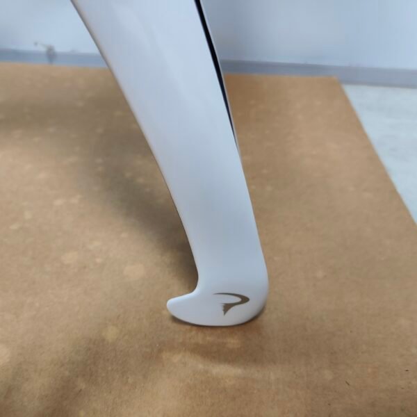 The last model of the pinarello F frame and DTswiss carbon fiber wheels