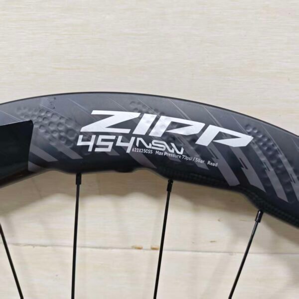 Zipp 454 NSW Carbon Disc Road Wheelset